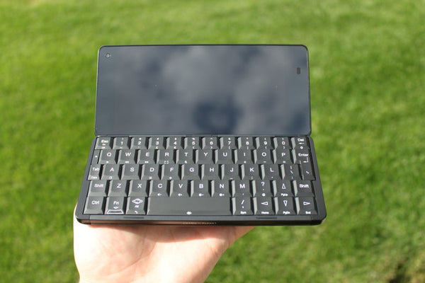 The incredible Cosmo Communicator | PDAPlaza Canada